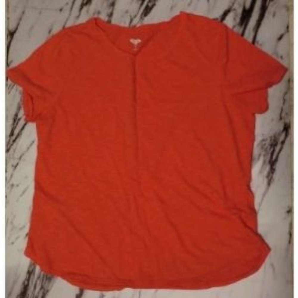 Orange T-shirt